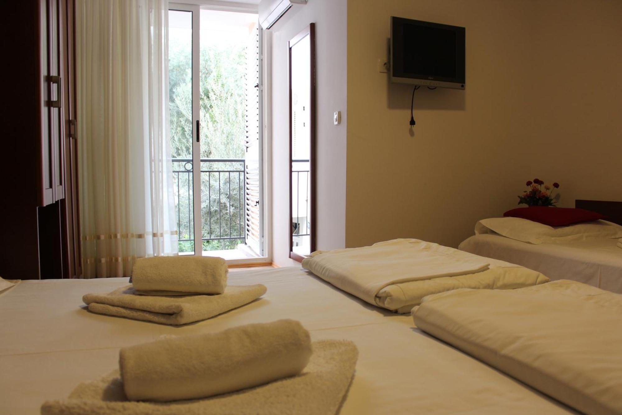 Apartments Balabusic بودفا الغرفة الصورة