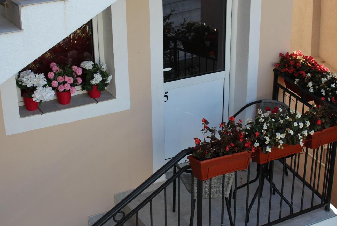 Apartments Balabusic بودفا المظهر الخارجي الصورة